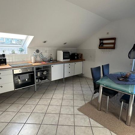 Fewo Hoheeifel, 1 Haus Mit 2 Apartments 5 Schlafzimmer In Kelberg Naehe Nuerburgring المظهر الخارجي الصورة