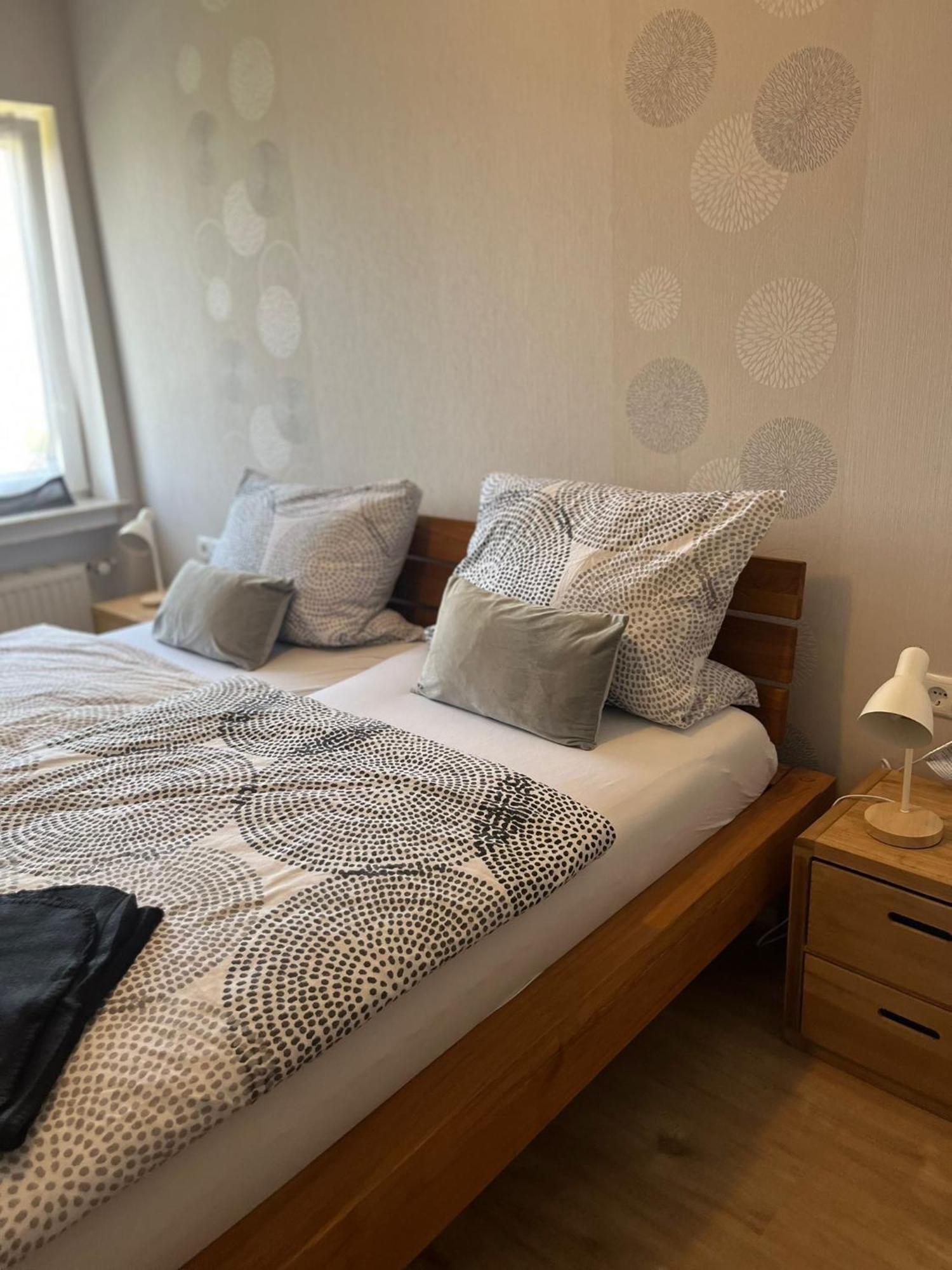 Fewo Hoheeifel, 1 Haus Mit 2 Apartments 5 Schlafzimmer In Kelberg Naehe Nuerburgring الغرفة الصورة