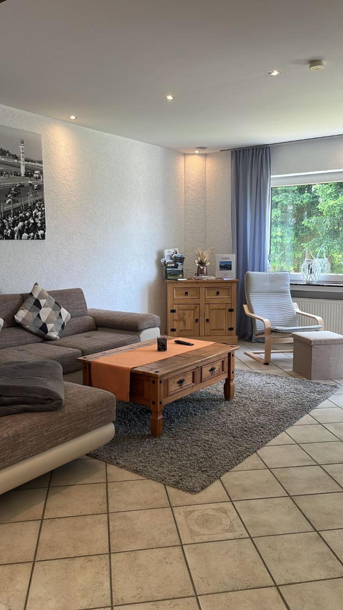 Fewo Hoheeifel, 1 Haus Mit 2 Apartments 5 Schlafzimmer In Kelberg Naehe Nuerburgring المظهر الخارجي الصورة