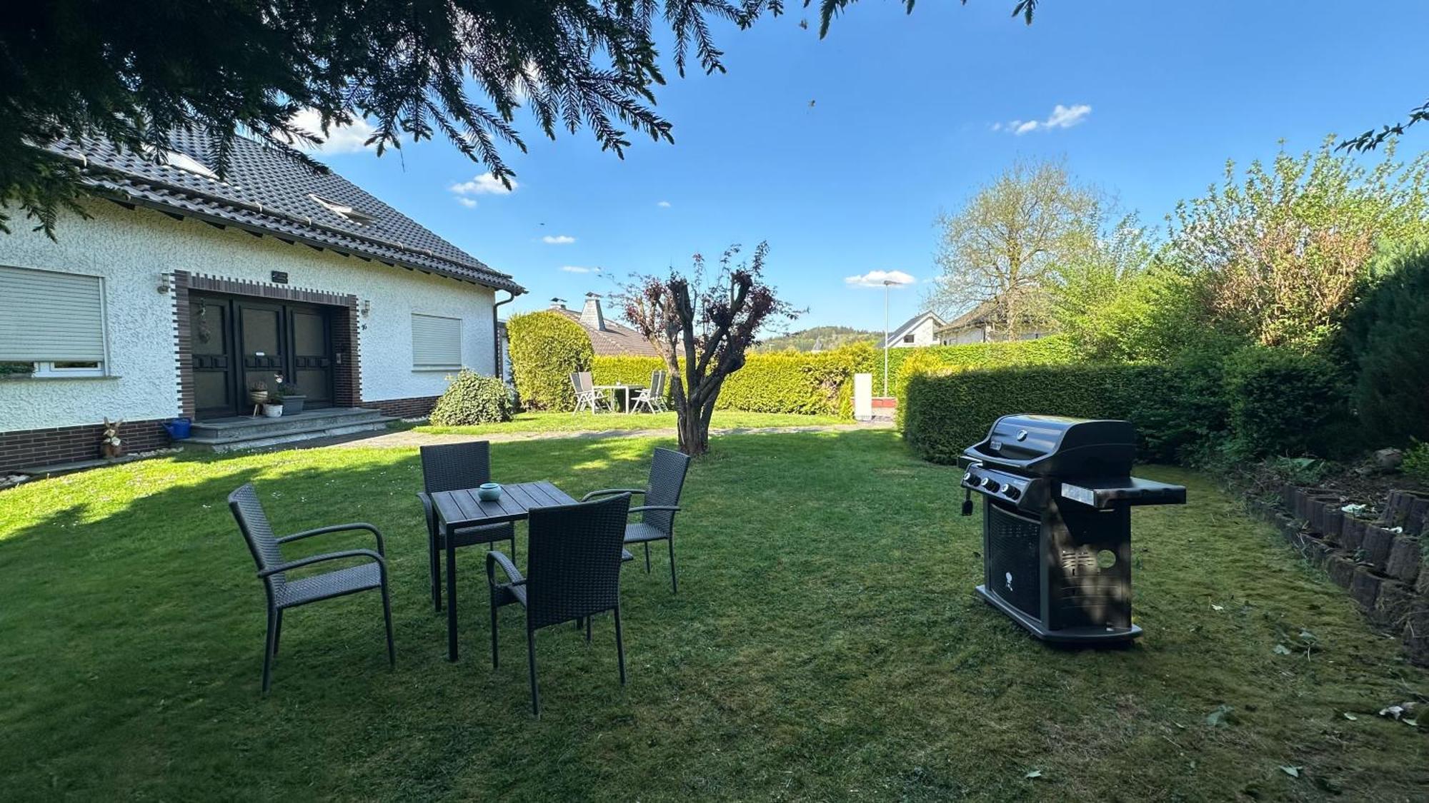 Fewo Hoheeifel, 1 Haus Mit 2 Apartments 5 Schlafzimmer In Kelberg Naehe Nuerburgring المظهر الخارجي الصورة